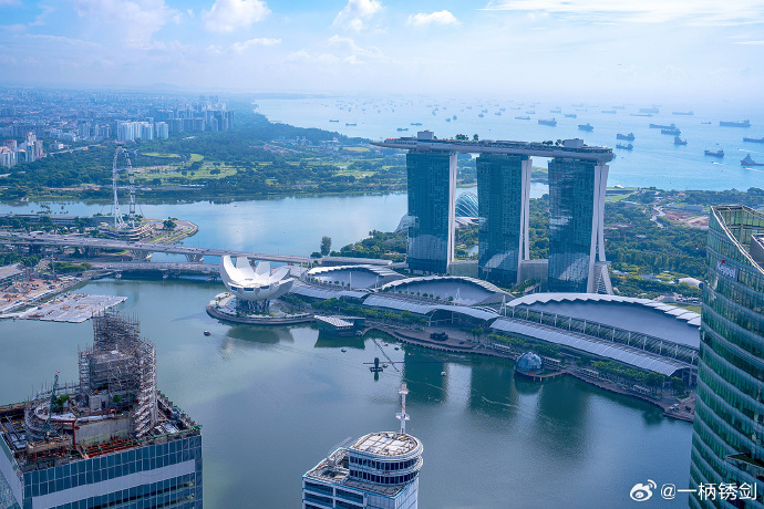 注册新加坡公司注册资金是多少？